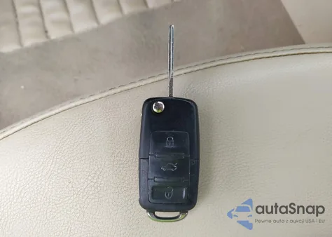 2008 Volkswagen New Beetle S/Se from USA, damaged, VIN 3VWRW31C98M526486